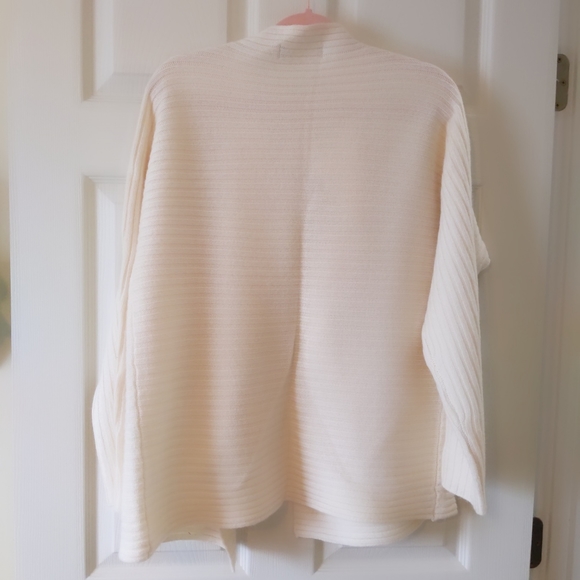 Modern Soul Wool Blend Twin-set Cream Small - Picture 10 of 16